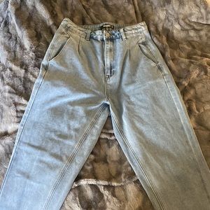 Light wash high waist vintage style mom jeans